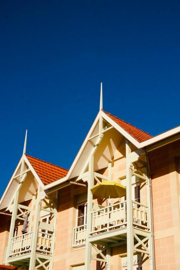 Hotel Michelet Plage Soulac-sur-Mer Exterior photo